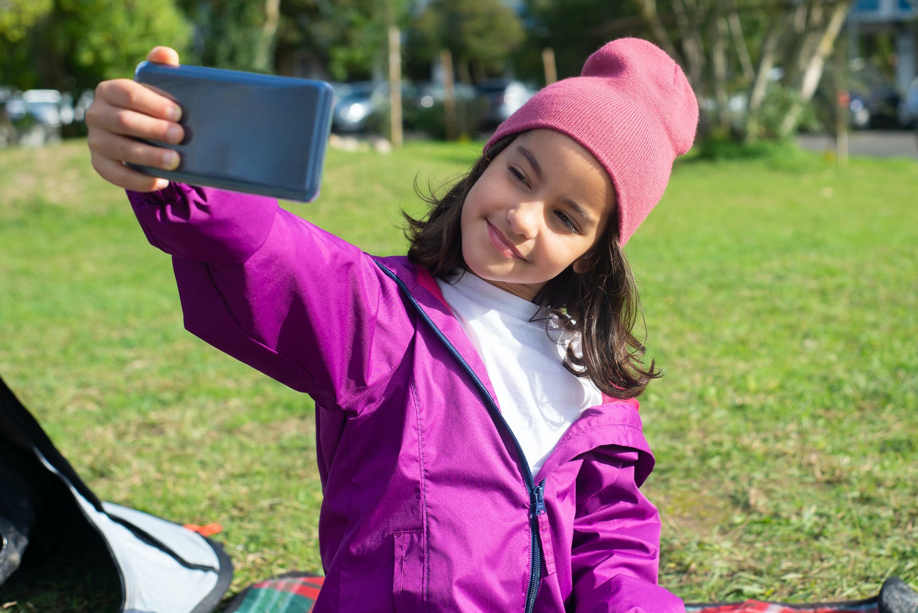 girl taking a selfie